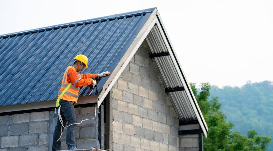 Expert flood damage restoration services in Allendale, IL